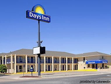 Days Inn By Wyndham Тукумкері Екстер'єр фото