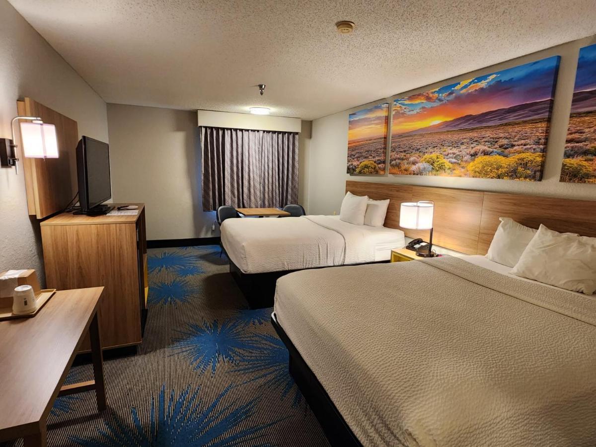 Days Inn By Wyndham Тукумкері Екстер'єр фото